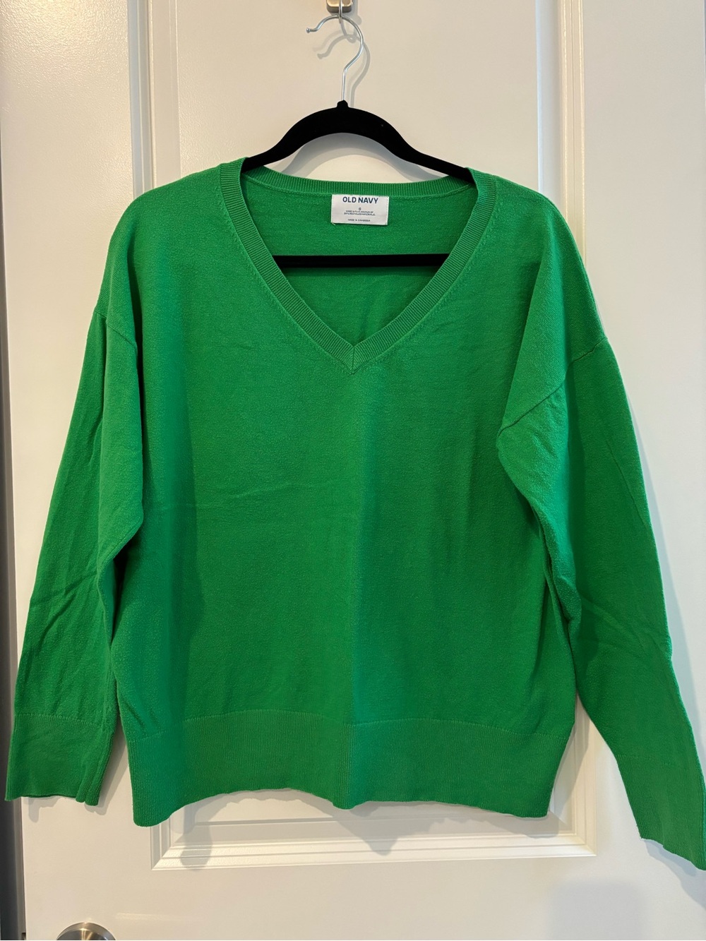 Old Navy SoSoft Lite Loose V-Neck Sweater in Beach Cruiser Green